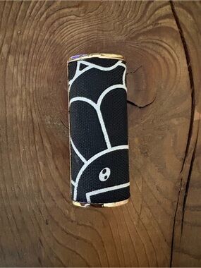 Murakami Black & White Floral Pattern Lighter Case with Gold Trim